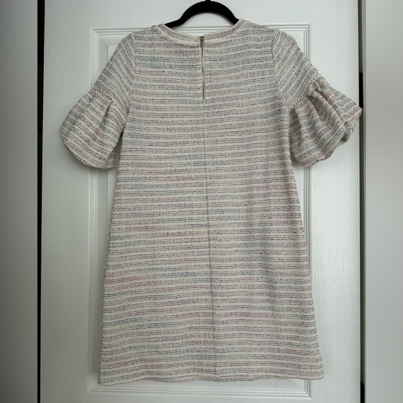 Loft, XS petite, puff sleeve dress, off-white w/ multi coloured stripes, pockets - Picture 2 of 3